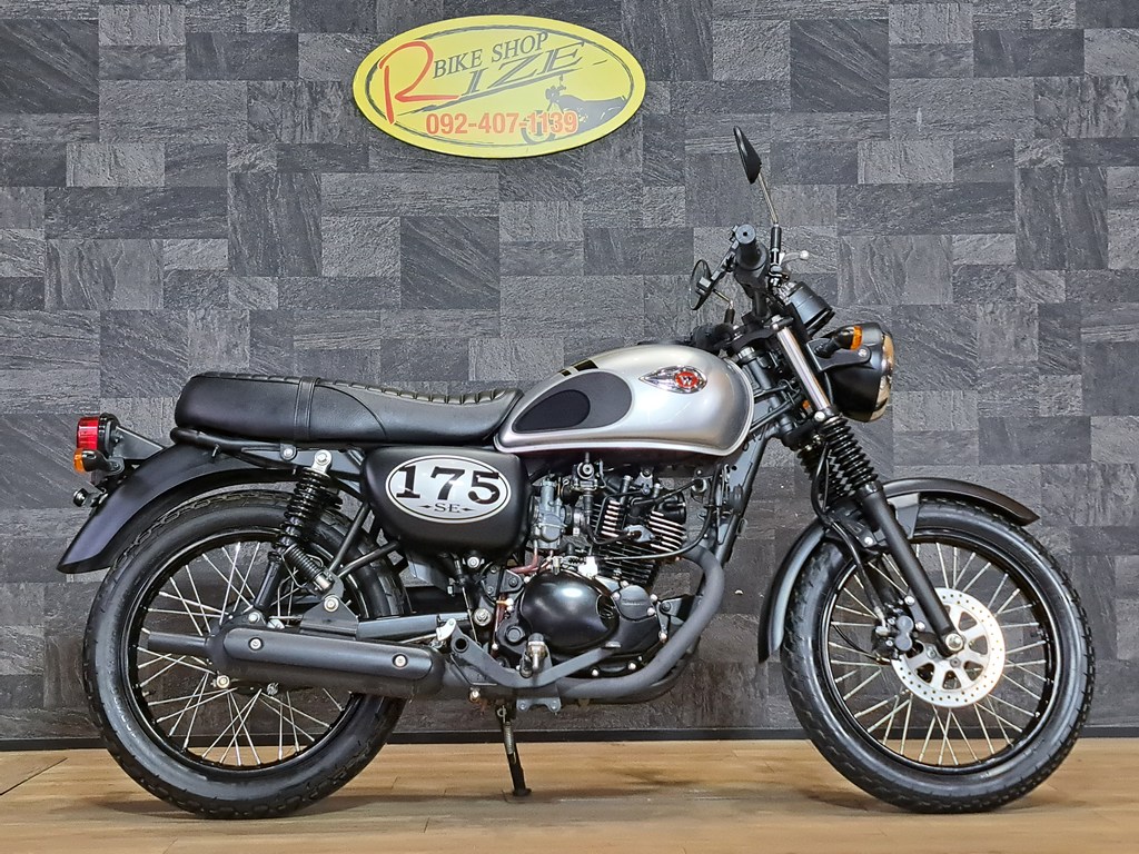 W175