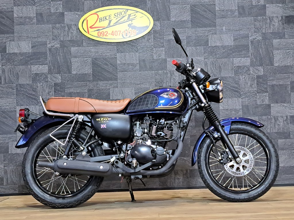 W175